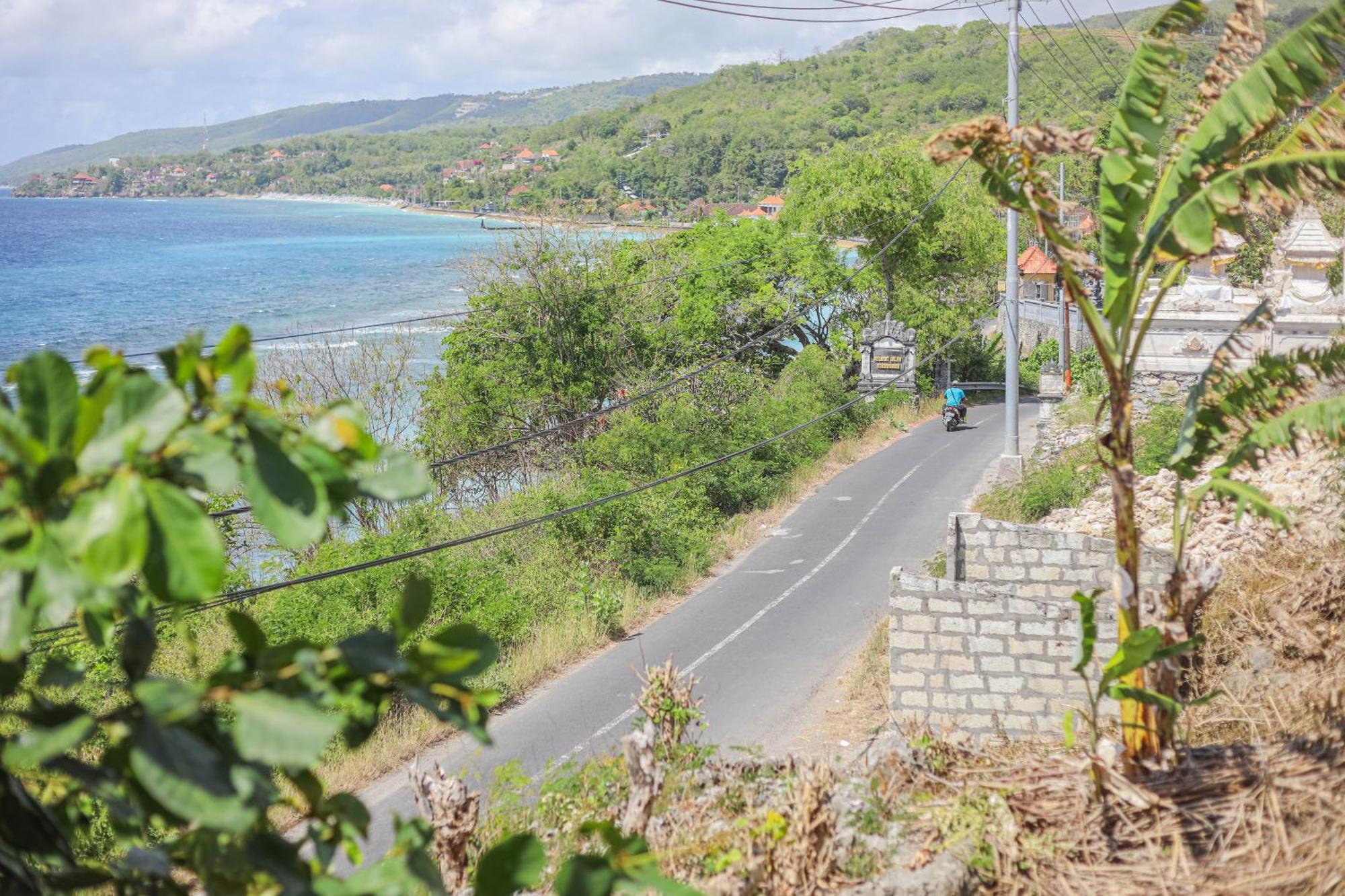 Manta Cottages With Sea View Batununggul Екстериор снимка