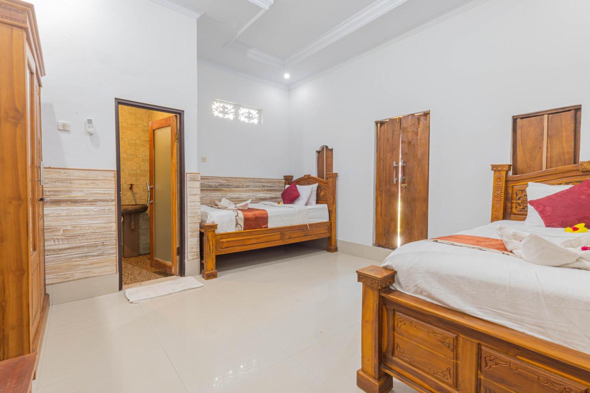 Manta Cottages With Sea View Batununggul Екстериор снимка