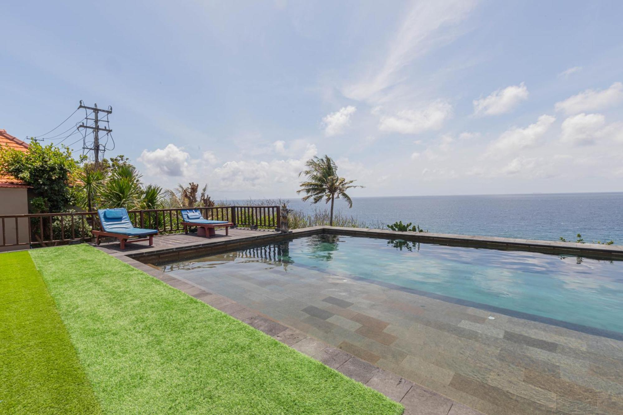 Manta Cottages With Sea View Batununggul Екстериор снимка