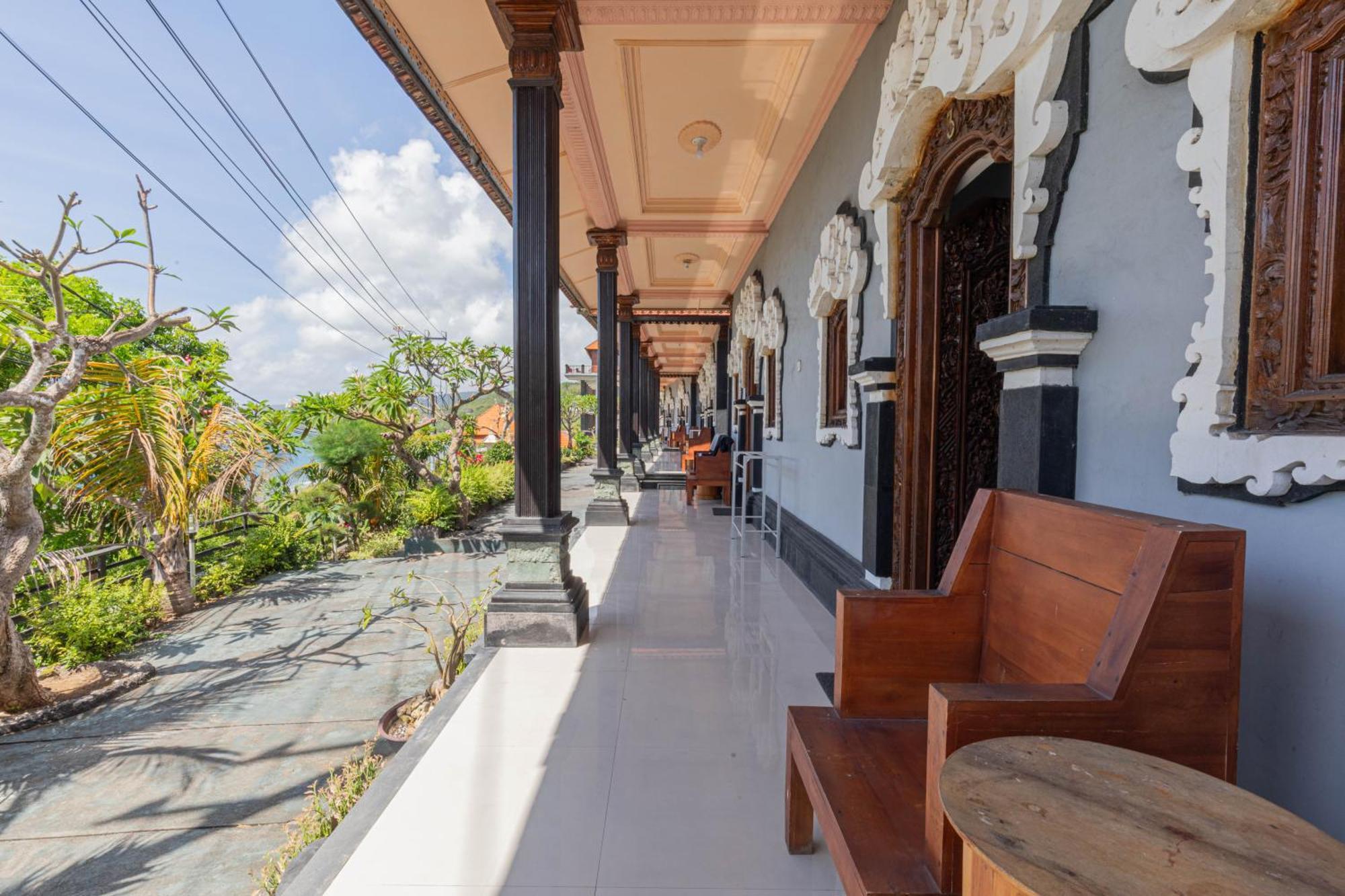 Manta Cottages With Sea View Batununggul Екстериор снимка